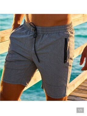 Nitrous black Gray Men's Shorts size Large with zipper pockets